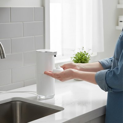 Distributeur de savon automatique