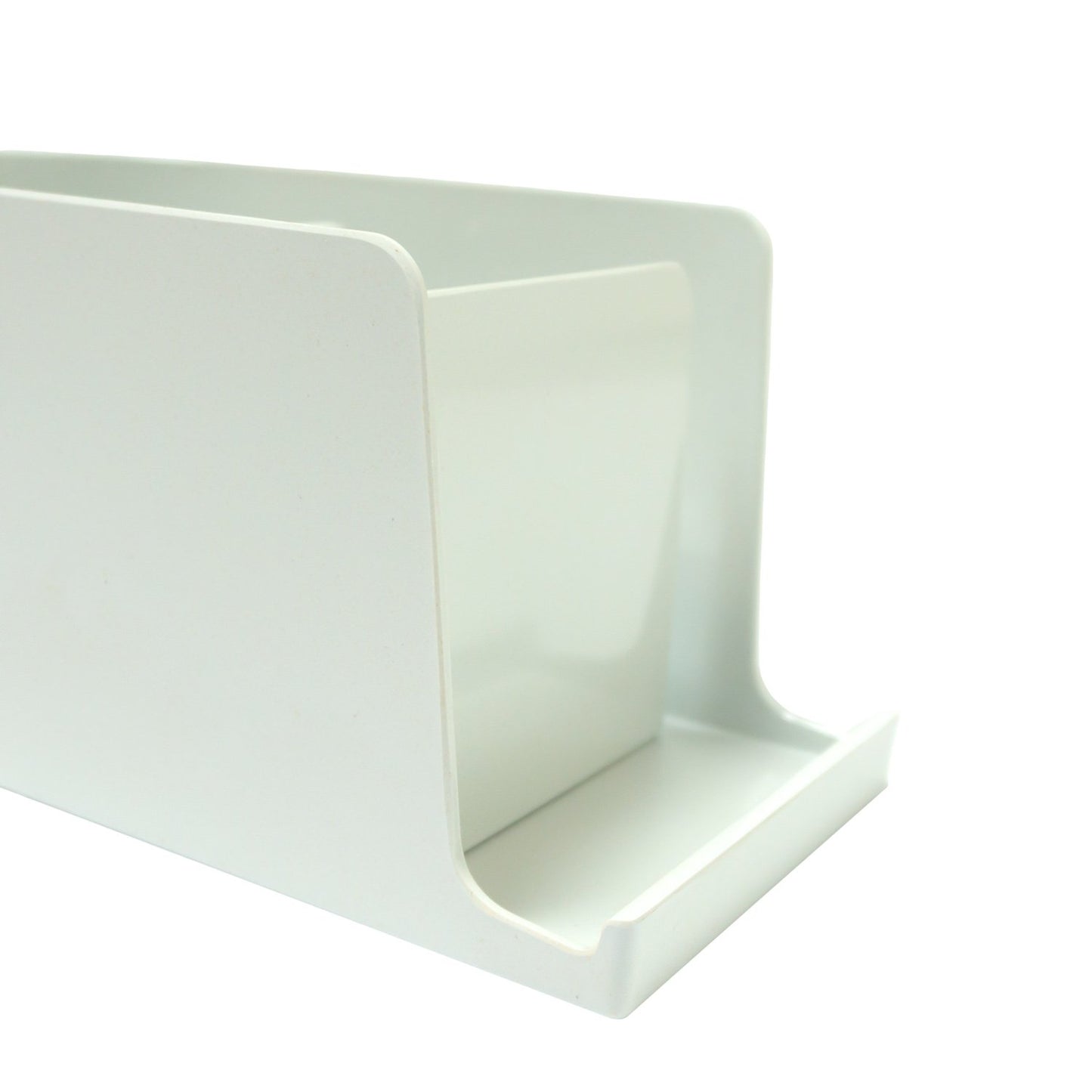 Organiseur de bureau en blanc